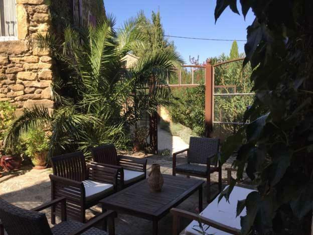 Bed and Breakfast Les Aiguieres En Provence Suze-la-Rousse Exteriér fotografie