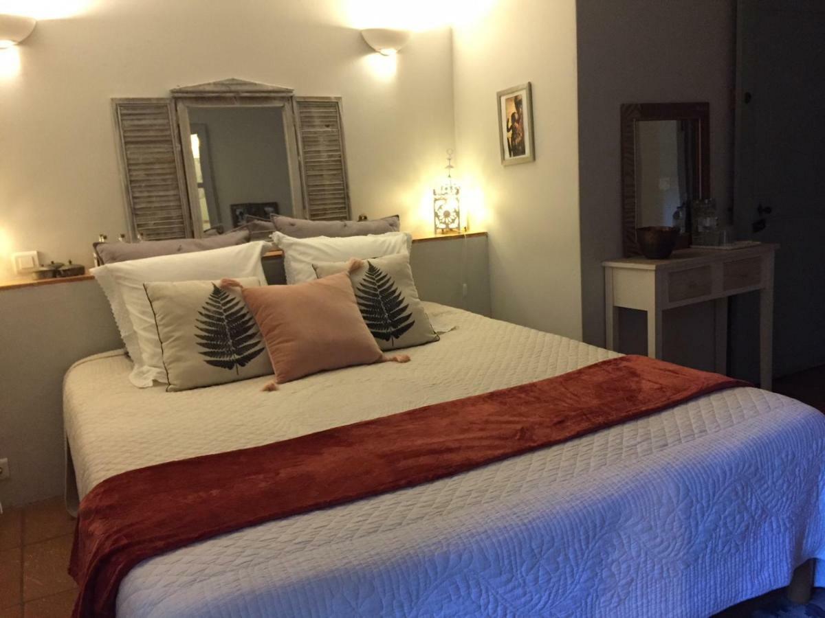 Bed and Breakfast Les Aiguieres En Provence Suze-la-Rousse Exteriér fotografie