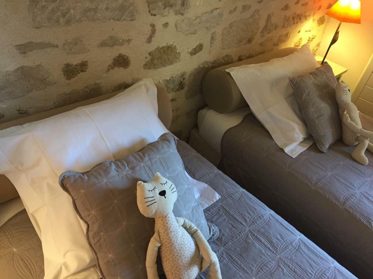 Bed and Breakfast Les Aiguieres En Provence Suze-la-Rousse Exteriér fotografie